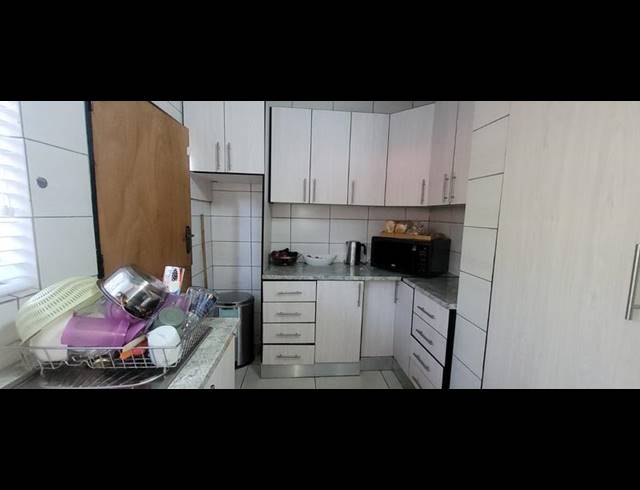 3 BEDROOM HOUSE FOR SALE IN BRACKENDOWNS